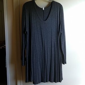 3xl v neck long sleeve tunic Euc Dark Grey